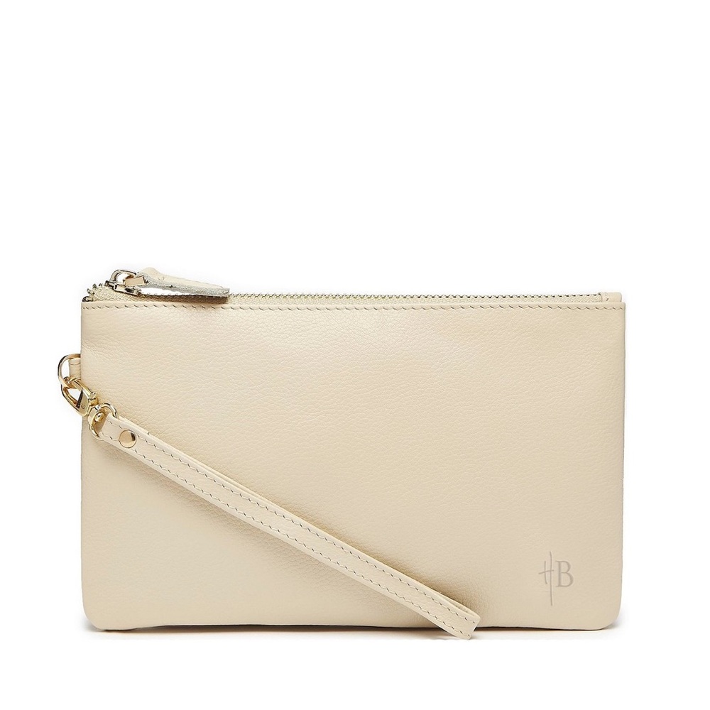 Mighty Purse Wristlet with built- in phone charger